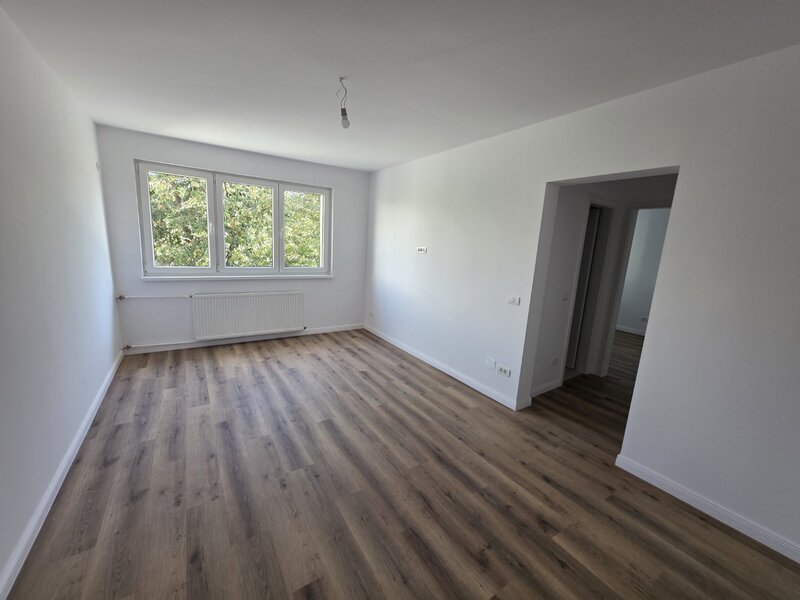 Baba Novac, 10 minute metrou,  si 5 minute parc IOR, pe Reconstructie,