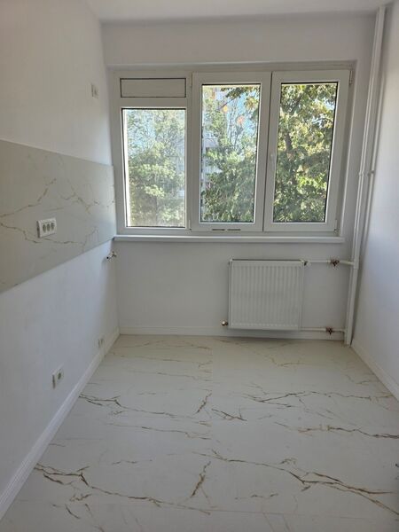 Baba Novac, 10 minute metrou,  si 5 minute parc IOR, pe Reconstructie,