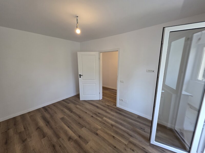 Baba Novac, 10 minute metrou,  si 5 minute parc IOR, pe Reconstructie,